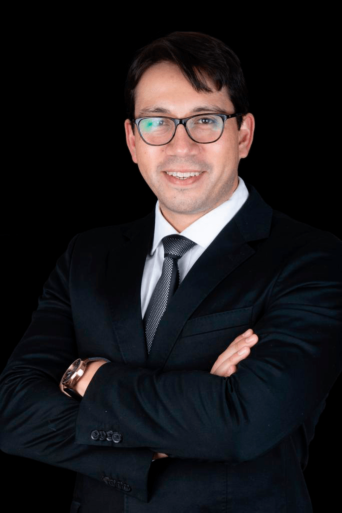Dr. Sergio Olate